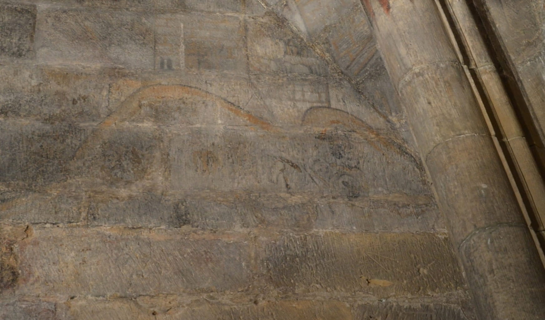 Detalle de la pintura mural en el que José María Maestre identifica la representación del Peñón de Gibraltar, uno de los elementos en los que fundamenta su nueva interpretación de la escena./ Ayto. Alcañiz