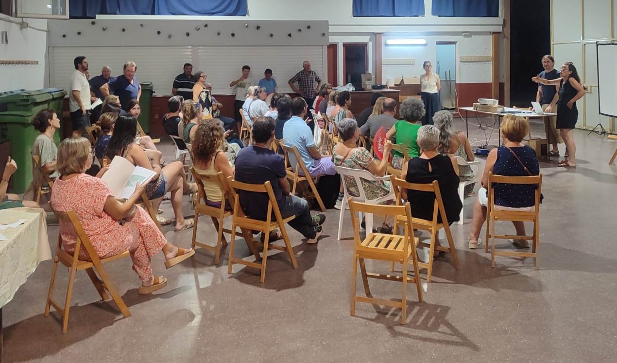 Reunión de los vecinos de Lledó./ PPT