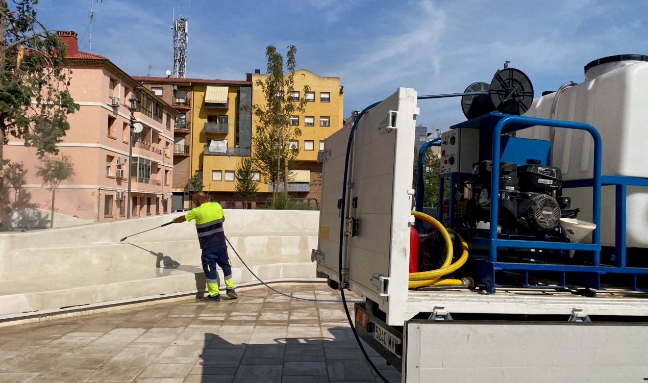 Operarios de limpieza viaria./ AYTO. ALCAÑIZ