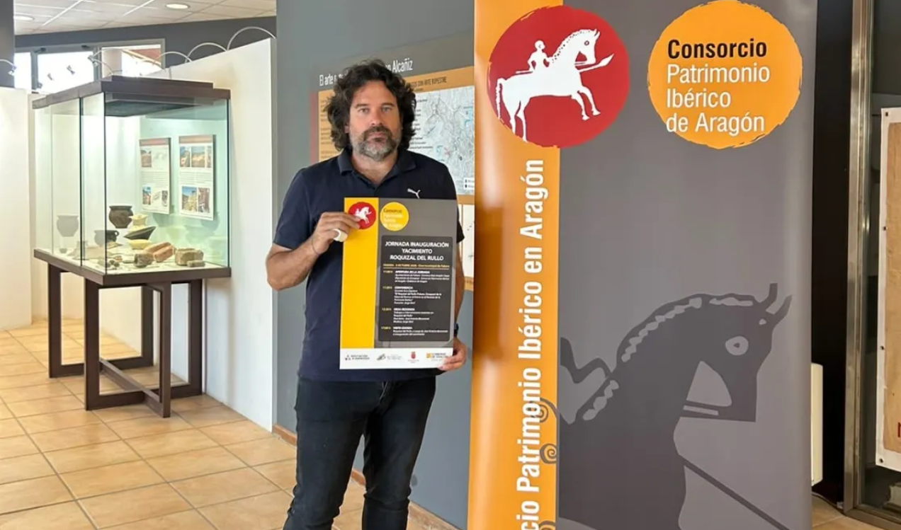 Jorge Abril en el Centro de Íberos del Bajo Aragón./ Paula Aznar DDT