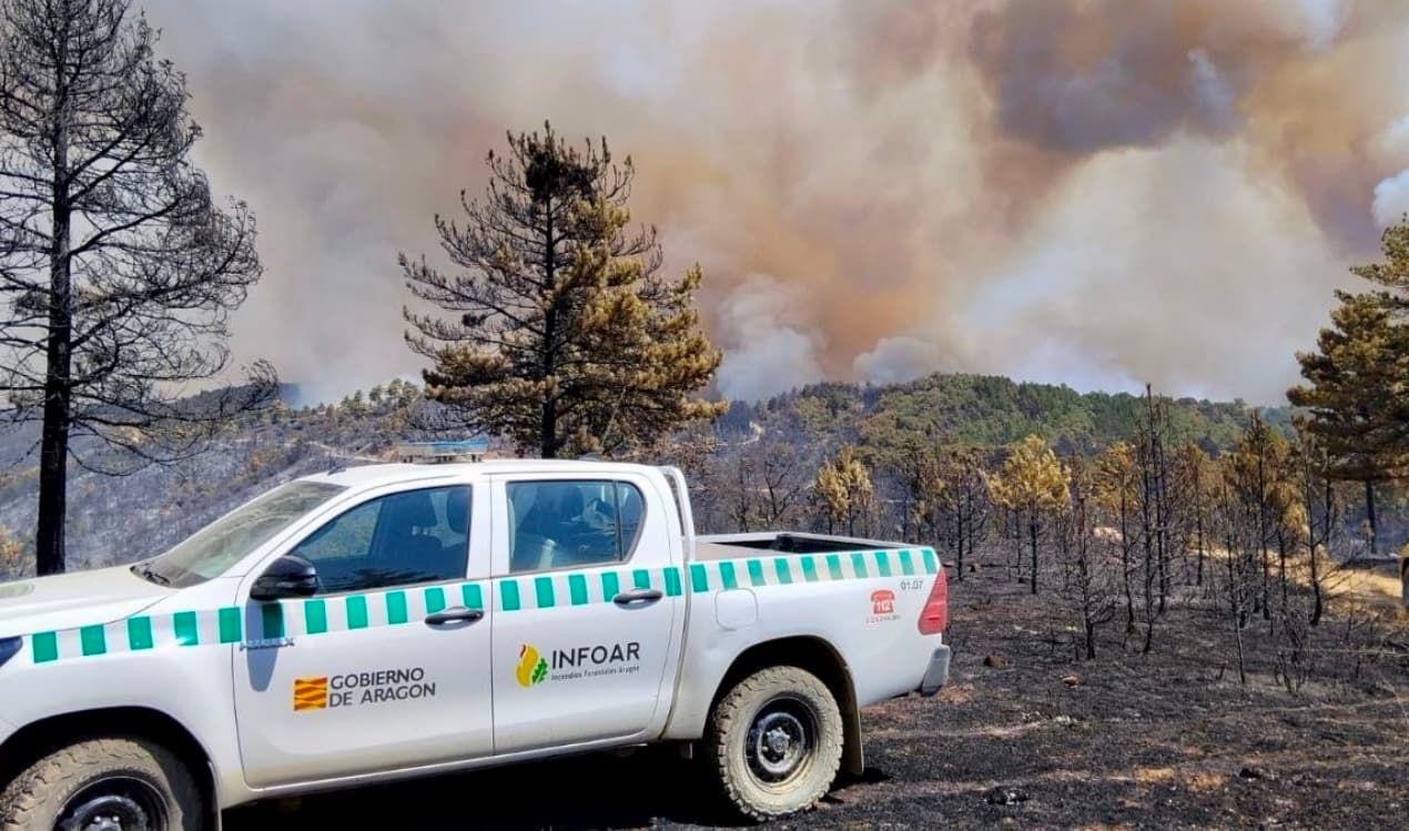 Extinción durante el gran incendio forestal en Las Peñas de Riglos, Huesca./ Asociación de Agentes de Protección de Naturaleza.